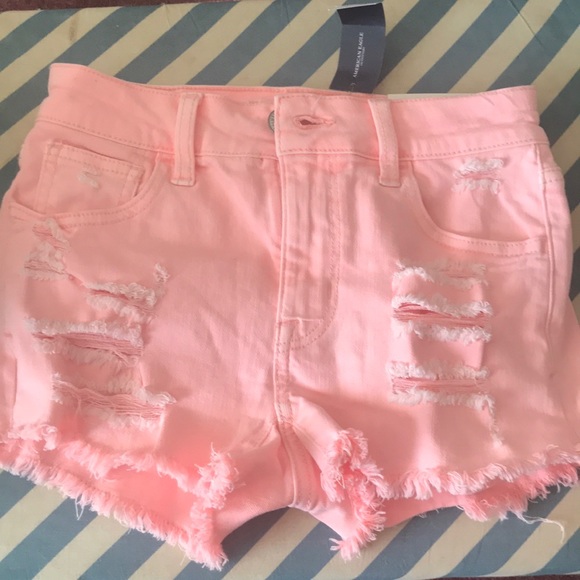 american eagle peach shorts